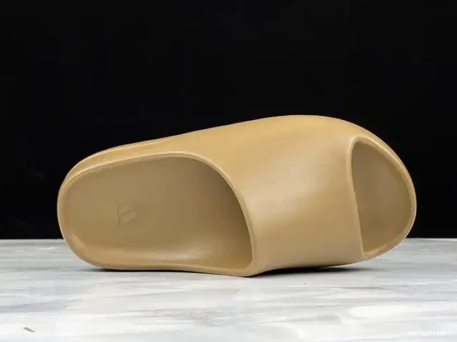 FV8425 Adidas Slide Yeezy Brown Earth 0507